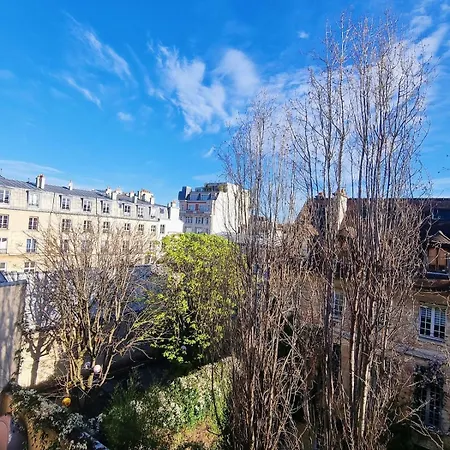 Soleil De Paris, Le Marais